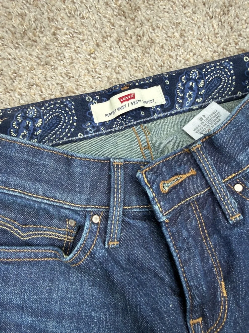 Levi’s Women's Dark Blue Bootcut Jeans - Picture 4 of 7